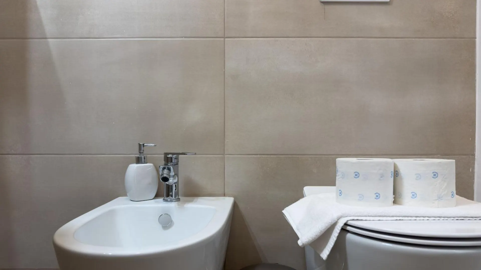 Orea Spiti - Suite Verde Miele ميلان 0*,  إيطاليا